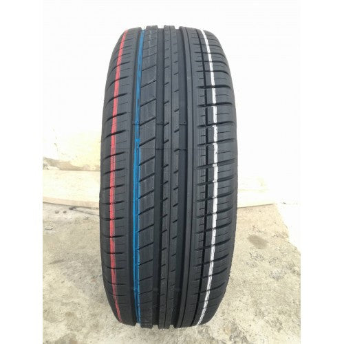 Bilde av Sport RS3 -regummerad- 225/40-18 Sommerdekk for Personbil